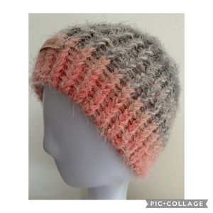 NWT Teens Knitted Hats, Warm & cozy, Knitting, Hats, Unisex, Handmade by Seller.